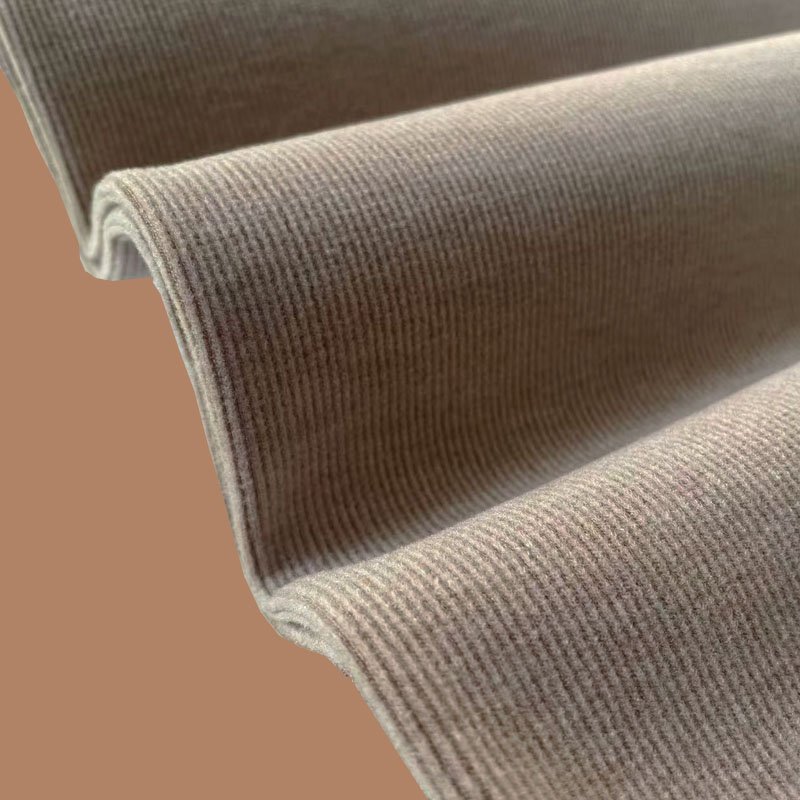 Thick rib knitted fabric